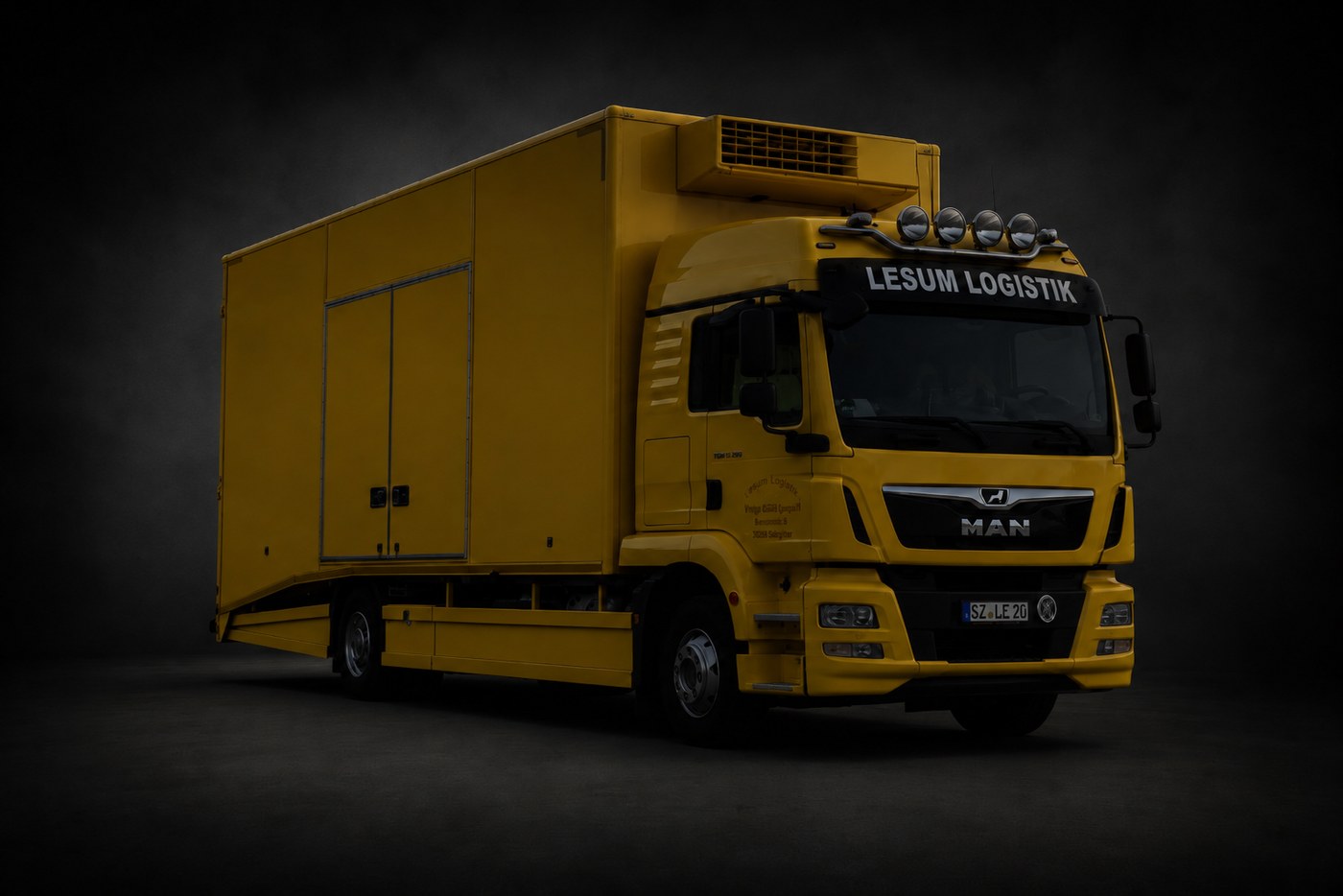 MAN TGM 15.290 mit fest verbundenem Aufbau von Lesum Logistik
